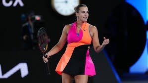 布克绝杀雷霆无缘今日最佳！字母37+11落选，只因老詹神级里程碑