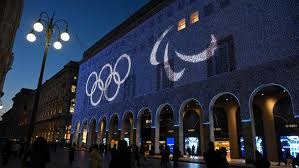 王哲林21+8+3古德温19+4+8 上海客胜青岛豪取八连胜