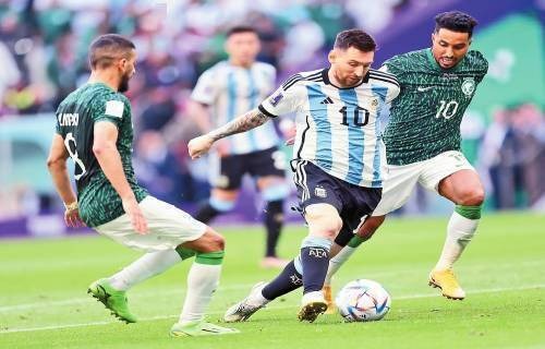 当国脚比进B队简单，皇社C队小将埃洛伊完成古巴国家队首秀